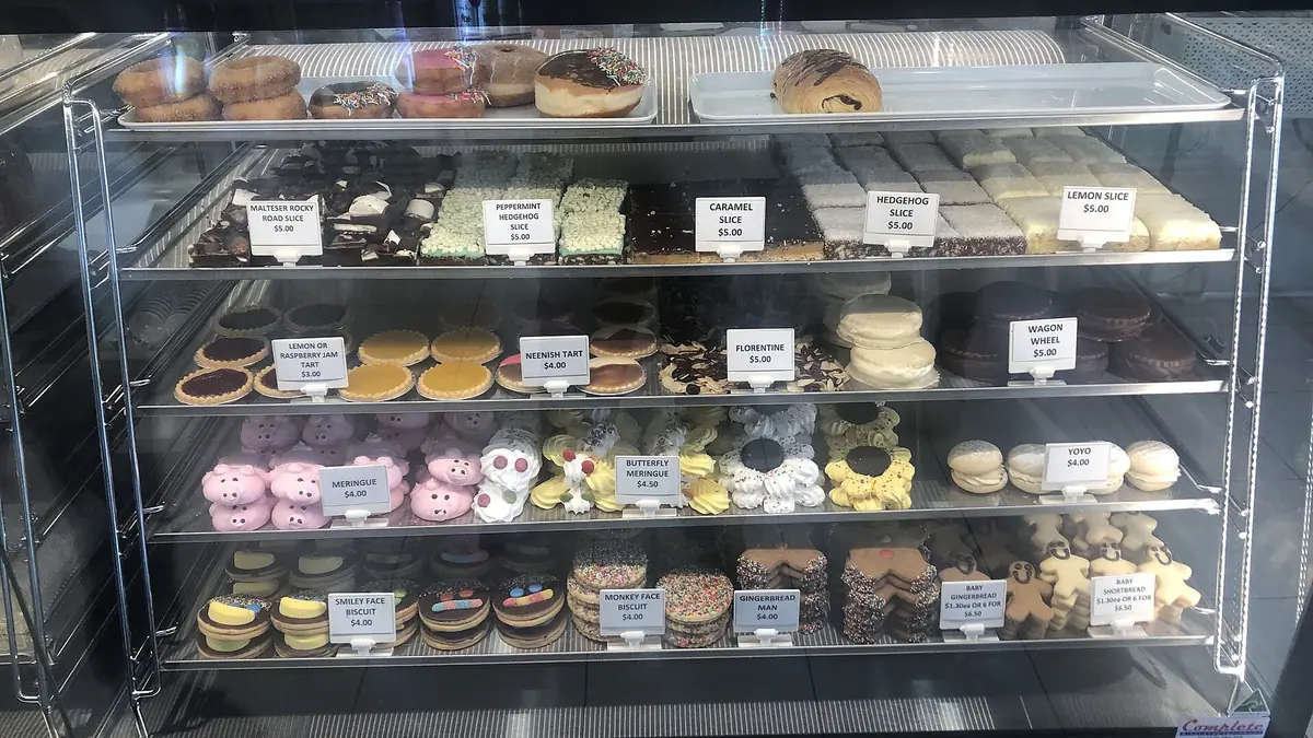 Cooplands – bakery in Edgehill, Scarborough